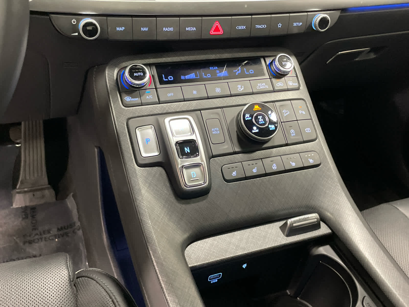 2024 Hyundai Palisade Limited photo 33