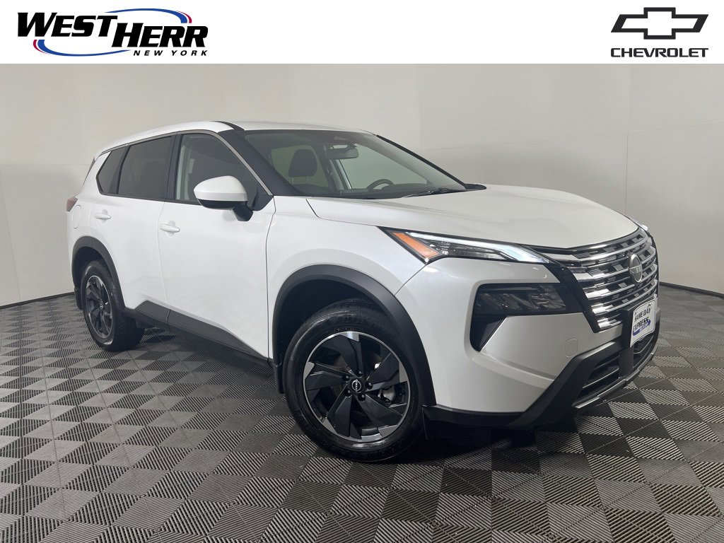 2025 Nissan Rogue SV's photo