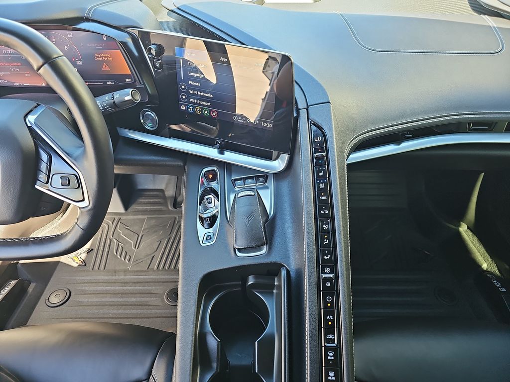 2021 Chevrolet Corvette Stingray 2LT photo 18