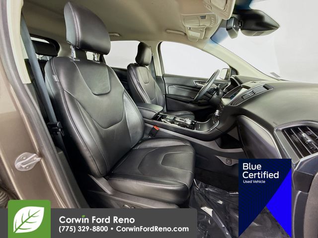 2019 Ford Edge Titanium photo 23