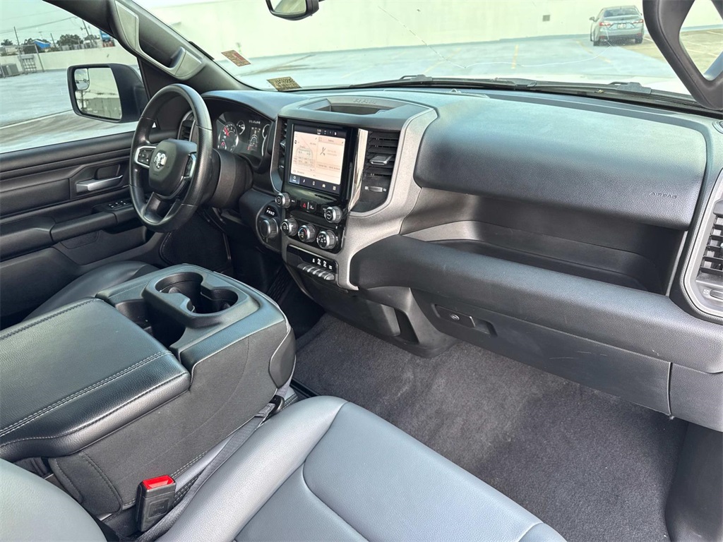 2025 Ram 1500 Tradesman photo 12