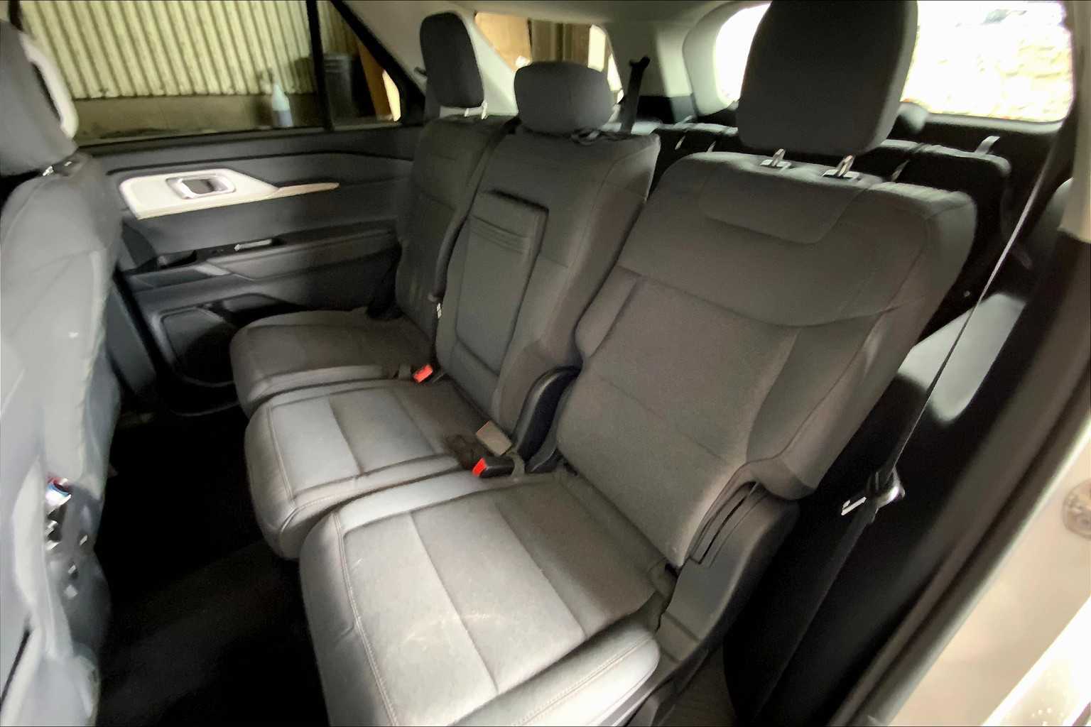 2025 Ford Explorer photo 17