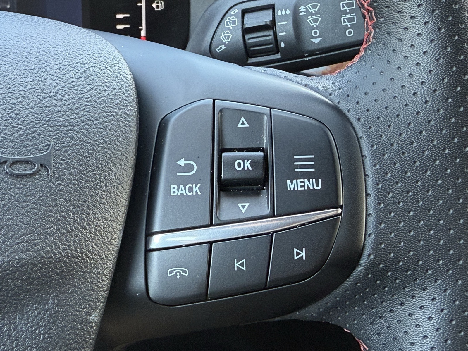 2024 Ford Escape ST-Line photo 20