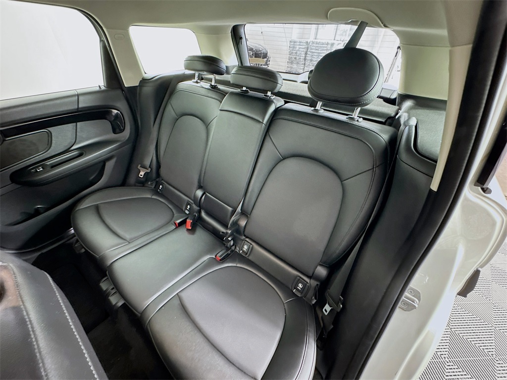 2022 Mini Cooper S ALL4 photo 26