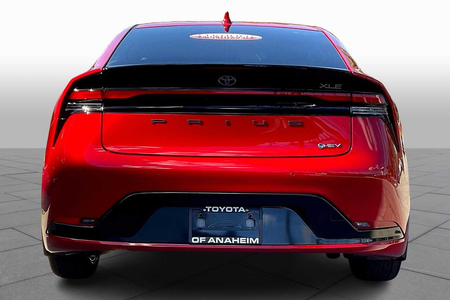 2023 Toyota Prius XLE photo 4