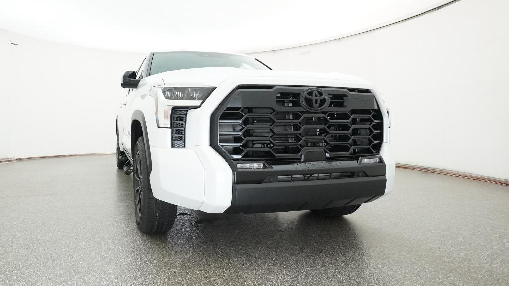 2026 Toyota Tundra Limited CrewMax photo 31