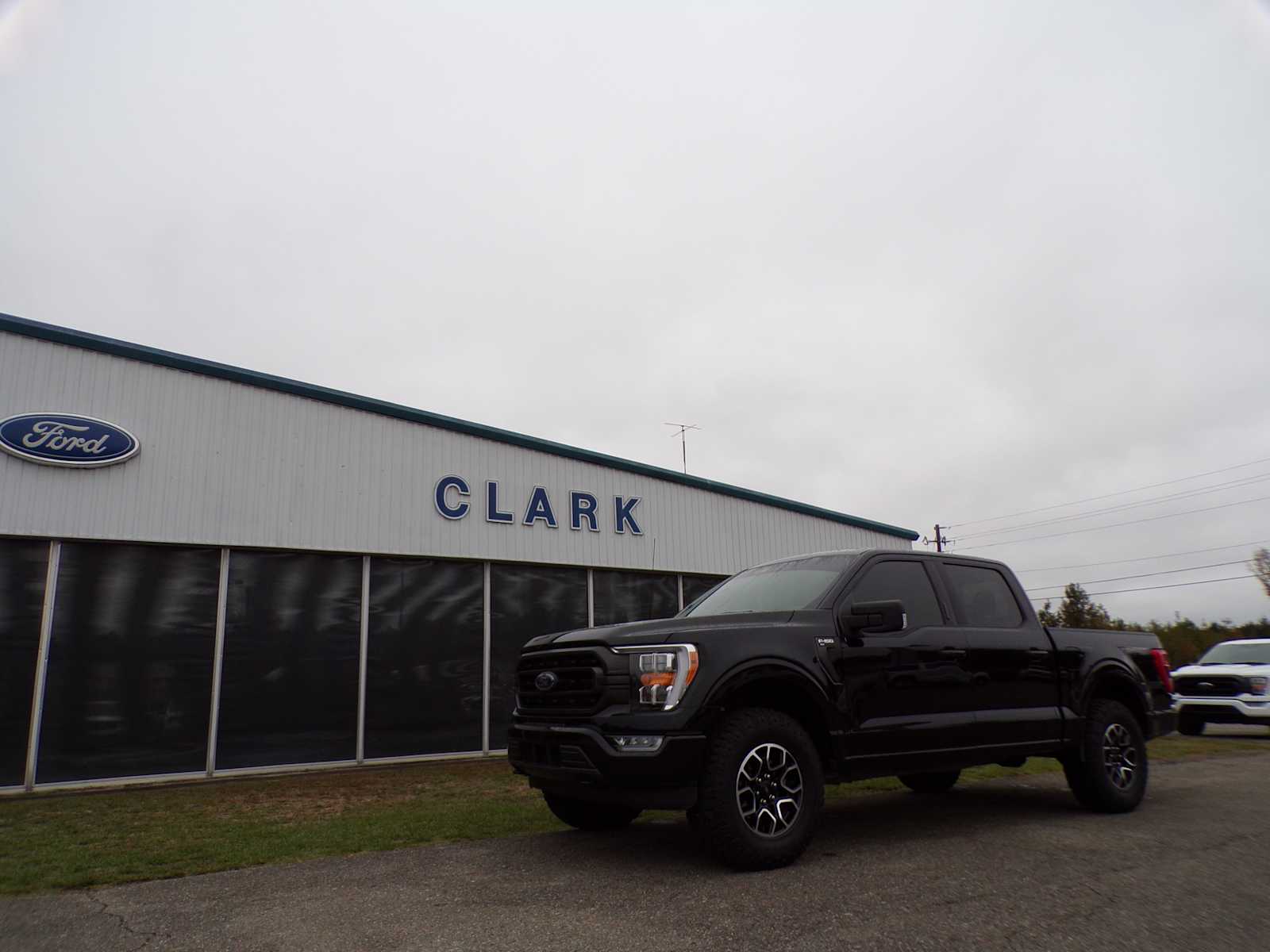 2022 Ford F-150 XLT's photo