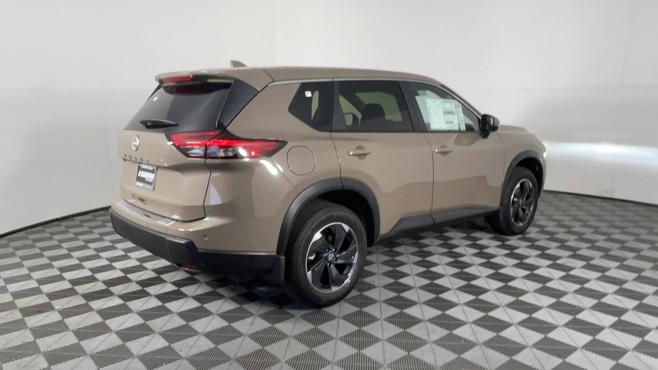 2025 Nissan Rogue SV photo 4