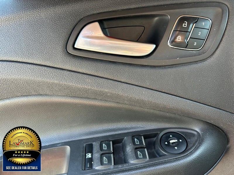 2014 Ford Escape Titanium photo 8