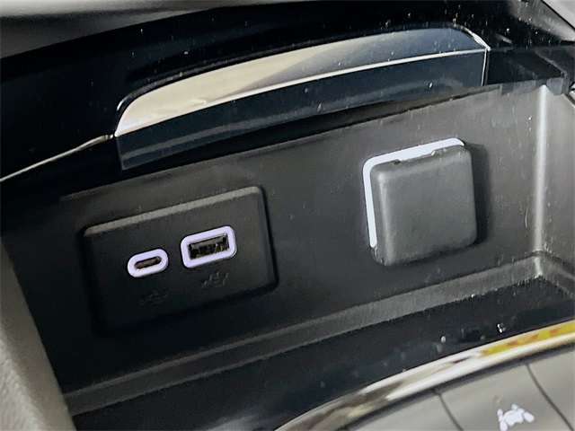 2023 Buick Envision Preferred photo 21