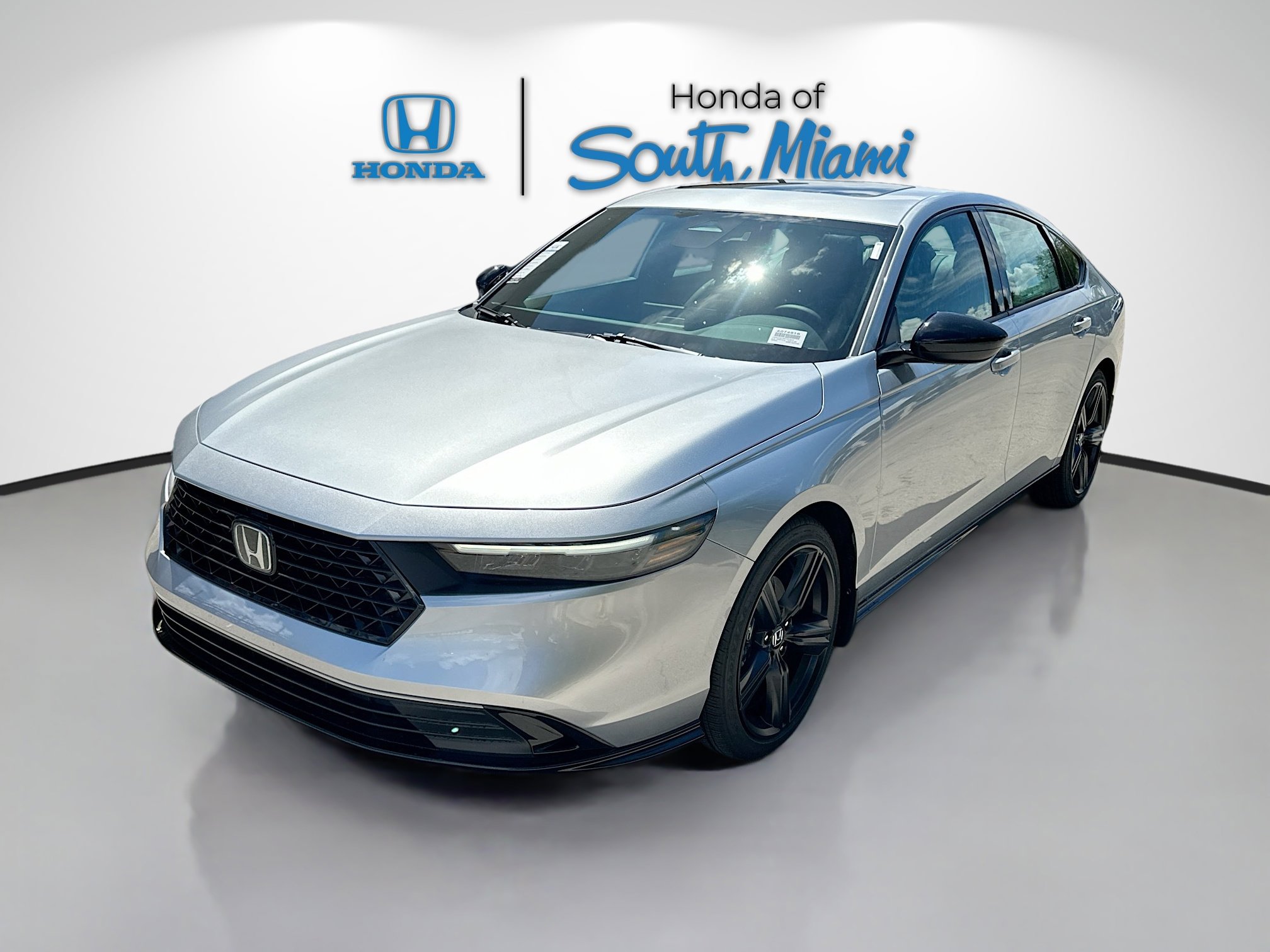 2025 Honda Accord Hybrid Sport-L photo 3