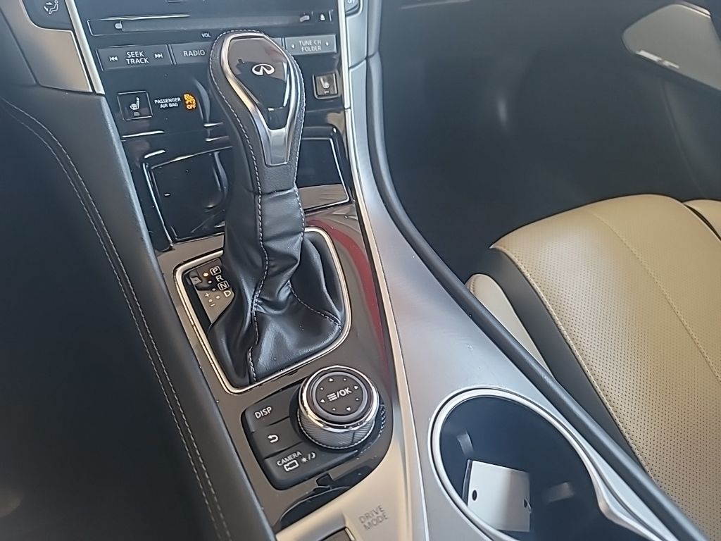 2021 Infiniti Q60 3.0t Luxe photo 13