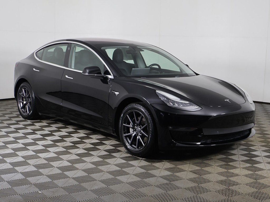 Used 2019 Tesla Model 3 Long Range with VIN 5YJ3E1EB9KF197074 for sale in Cleveland Heights, OH