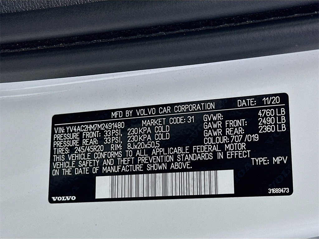 2021 Volvo XC40 R-Design photo 30