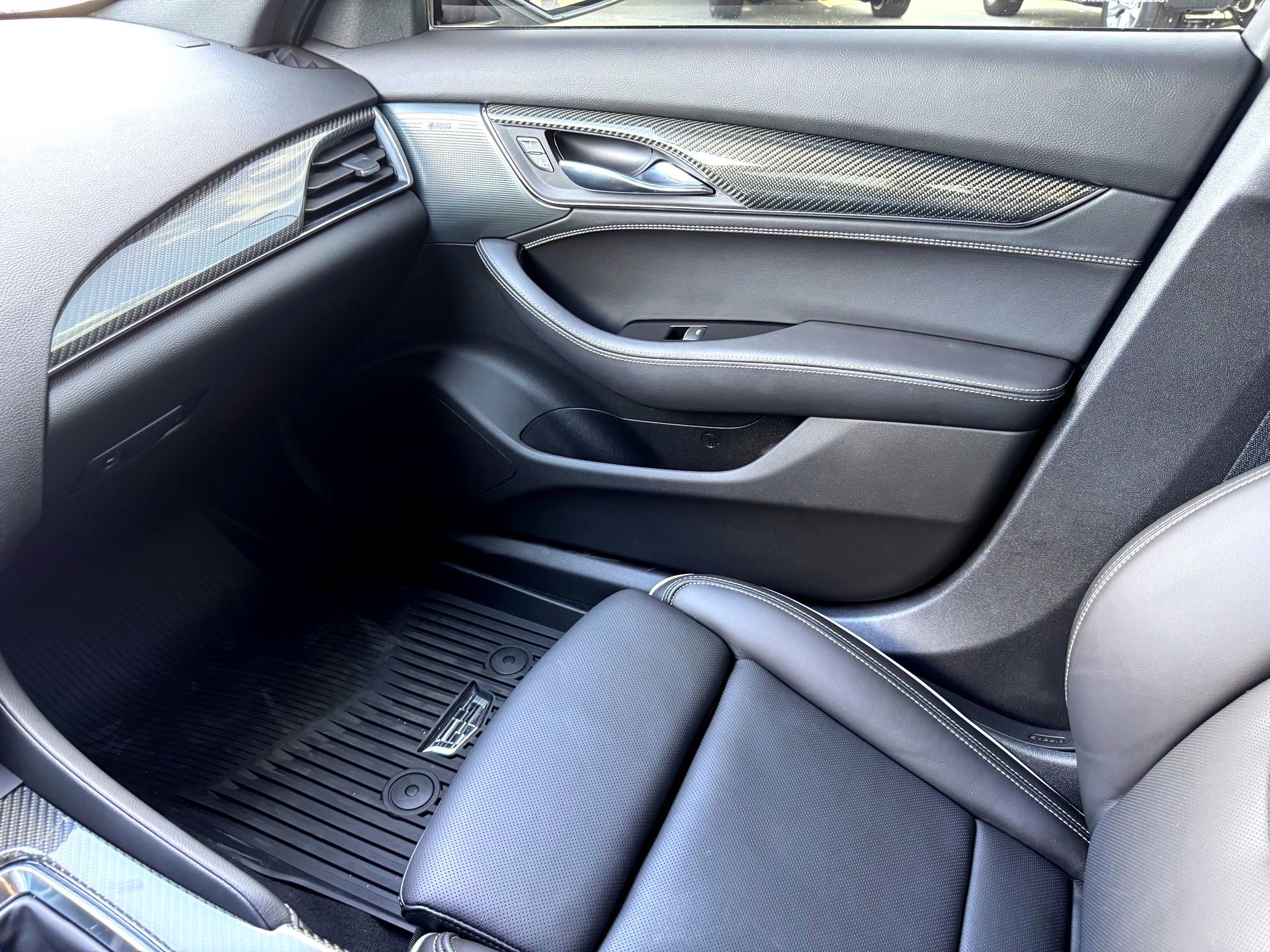 2024 Cadillac CT5 V photo 42