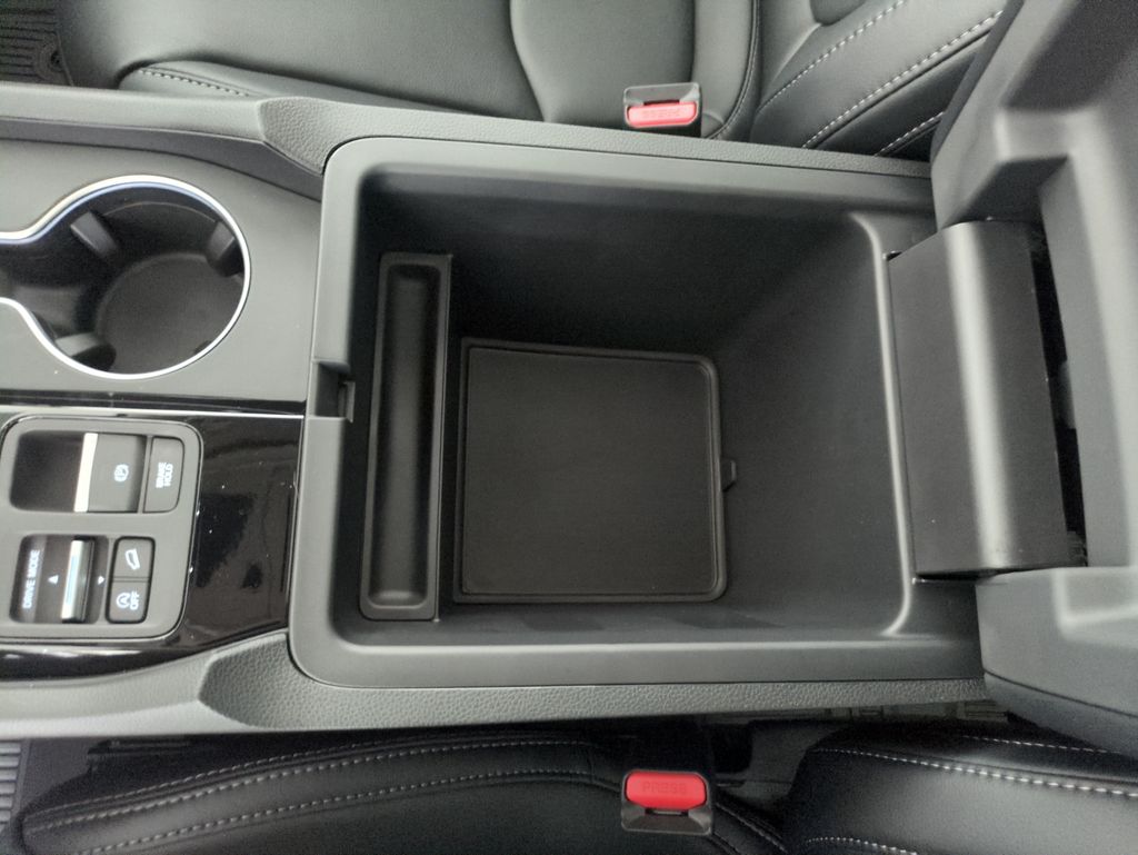 2025 Honda Pilot Touring photo 24