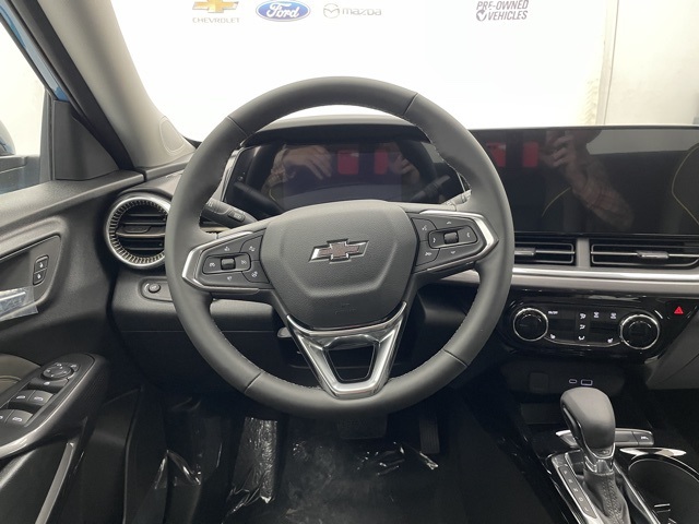 2025 Chevrolet Trax ACTIV photo 10
