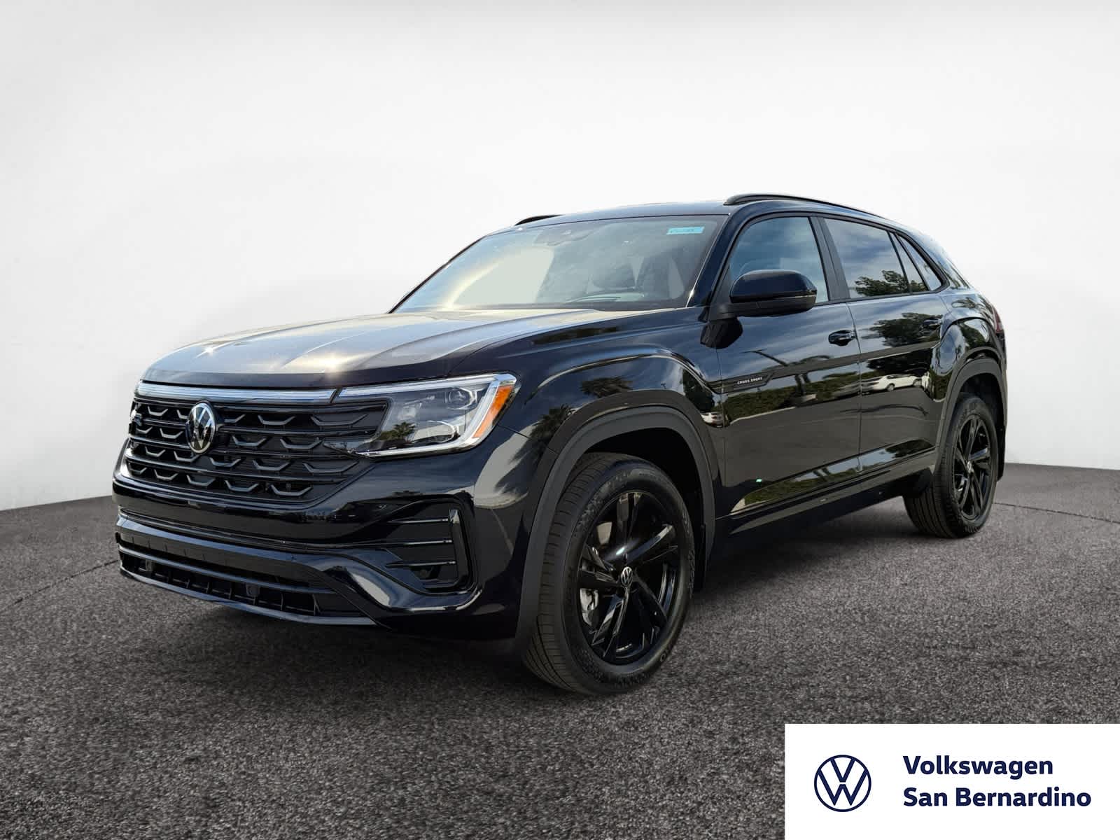 2026 Volkswagen Atlas Cross Sport SEL R-LINE's photo