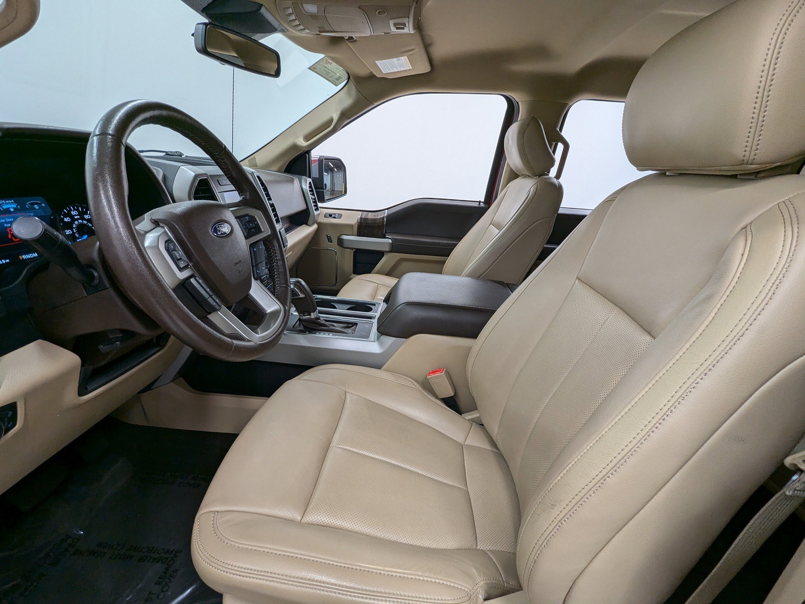 2020 Ford F-150 Lariat photo 11