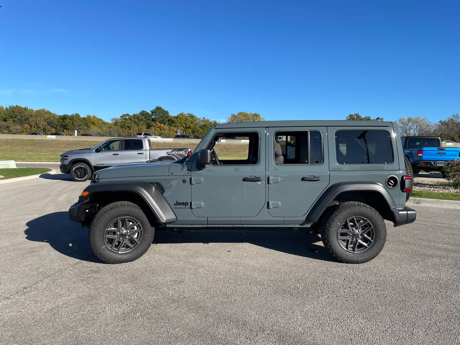 2026 Jeep Wrangler Sport S photo 4