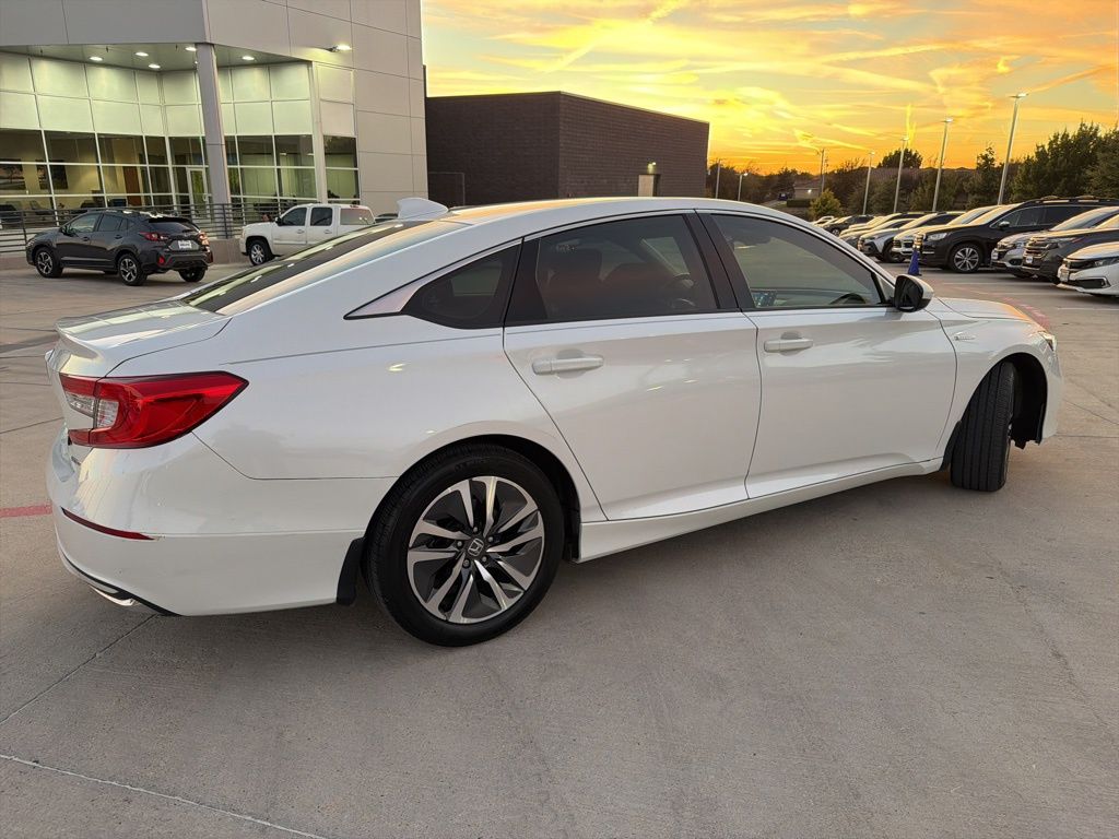 2021 Honda Accord Hybrid photo 3