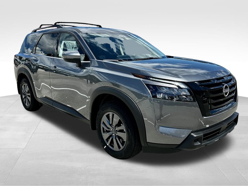 2025 Nissan Pathfinder SV photo 2