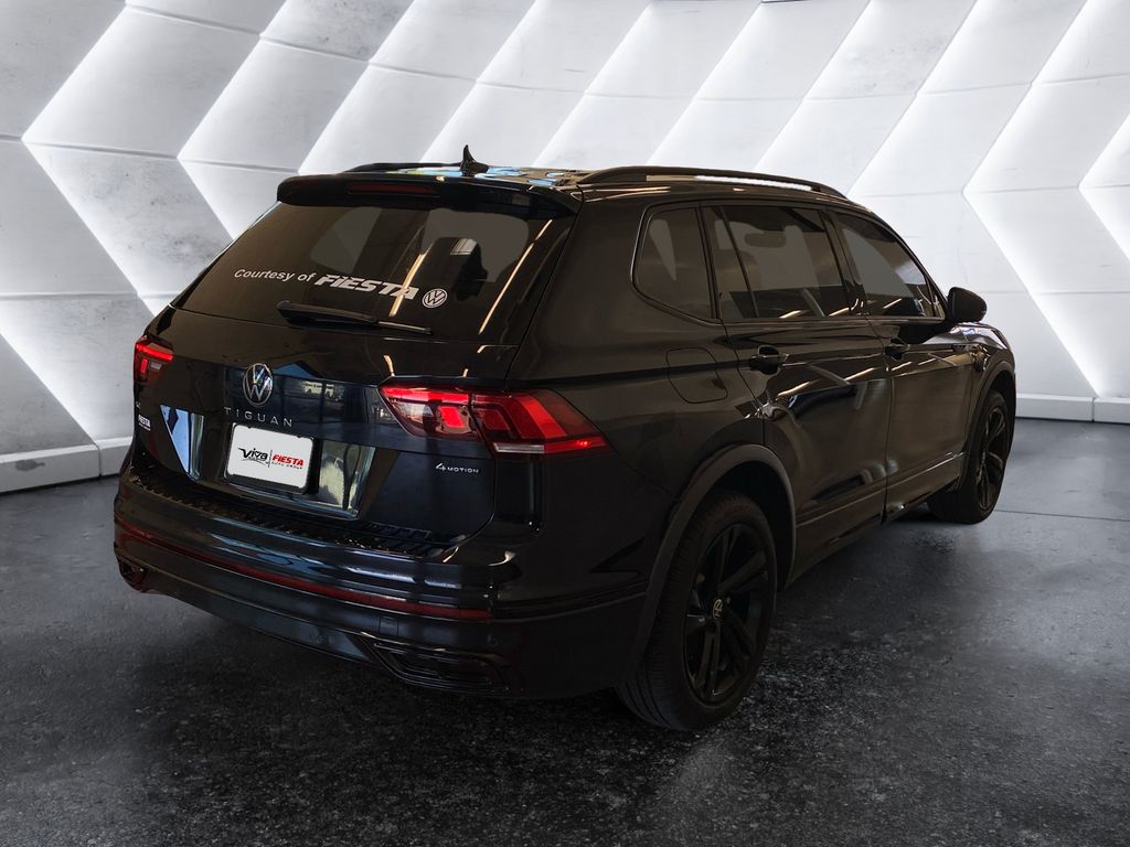 2024 Volkswagen Tiguan SE R-Line Black photo 4