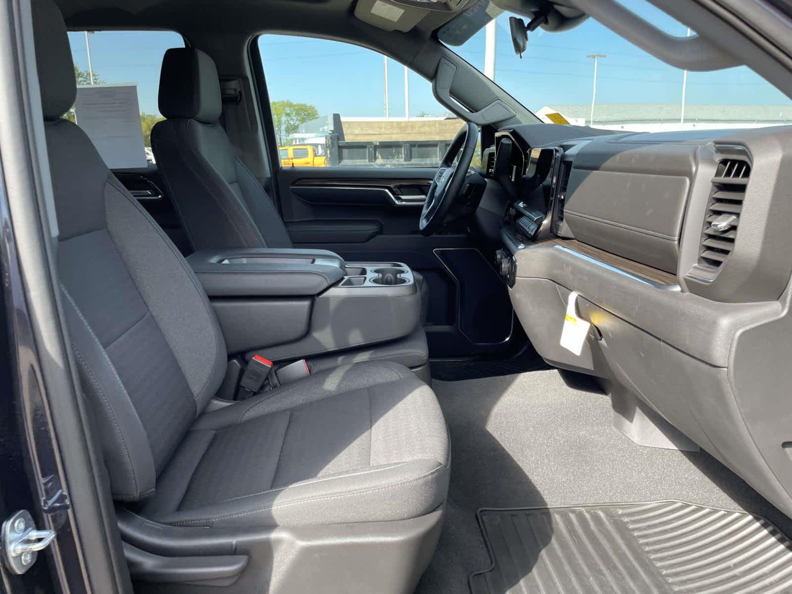 2023 Chevrolet Silverado 1500 LT photo 15