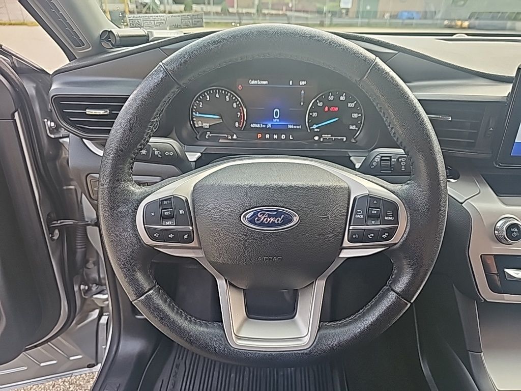 2023 Ford Explorer XLT photo 21