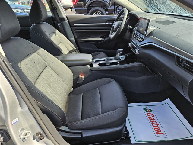 2023 Nissan Altima 2.5 SV photo 15