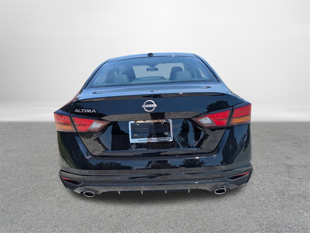 2025 Nissan Altima 2.5 SV photo 4