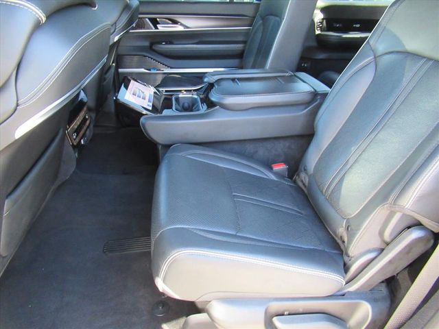 2024 Jeep Grand Wagoneer L II photo 29