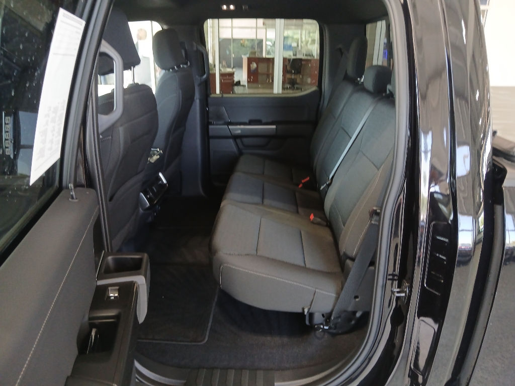 2023 Ford F-150 XLT photo 10