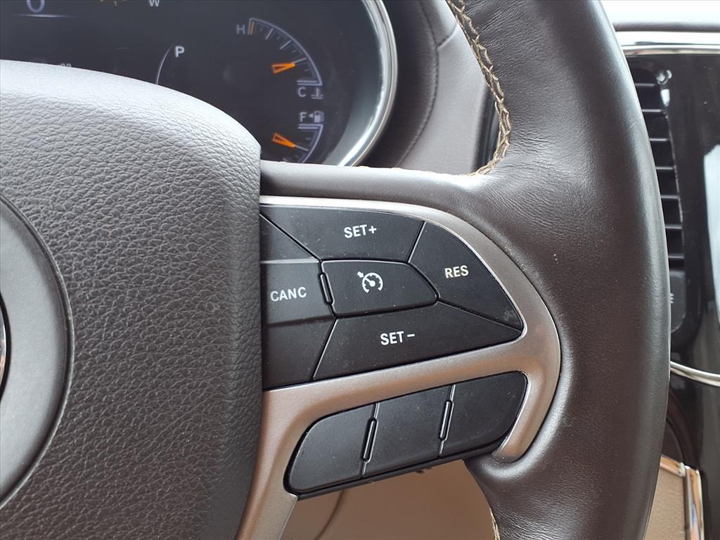 2019 Jeep Grand Cherokee Overland photo 24