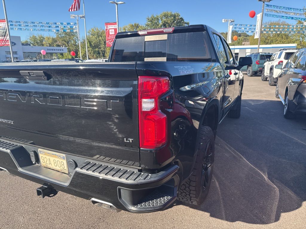 2021 Chevrolet Silverado 1500 LT Trail Boss photo 3