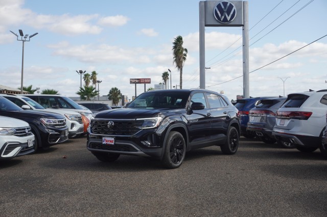 2026 Volkswagen Atlas Cross Sport SE w/Tech's photo