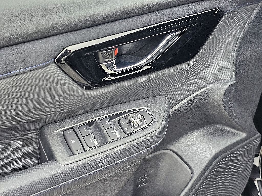 2025 Subaru Forester Limited photo 26