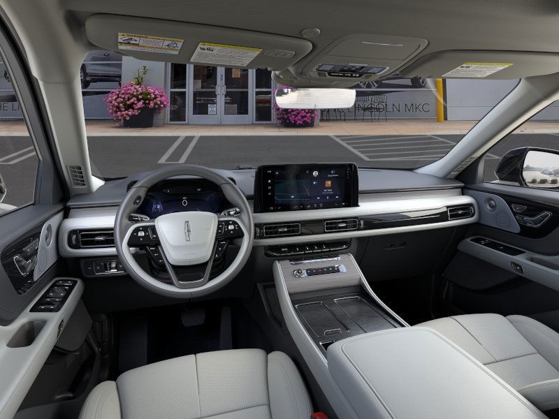 2025 Lincoln Aviator Reserve photo 9