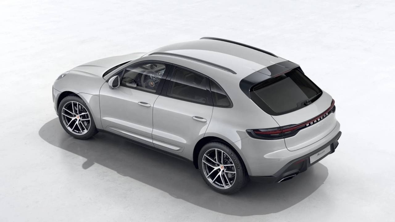 2026 Porsche Macan T photo 3