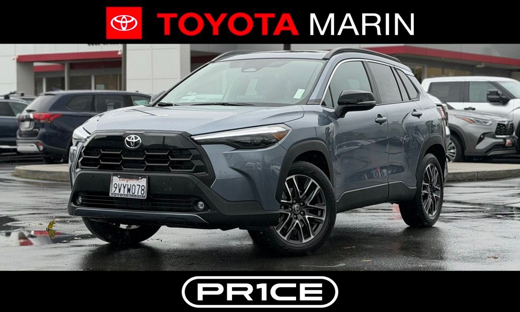 2026 Toyota Corolla Cross XLE's photo