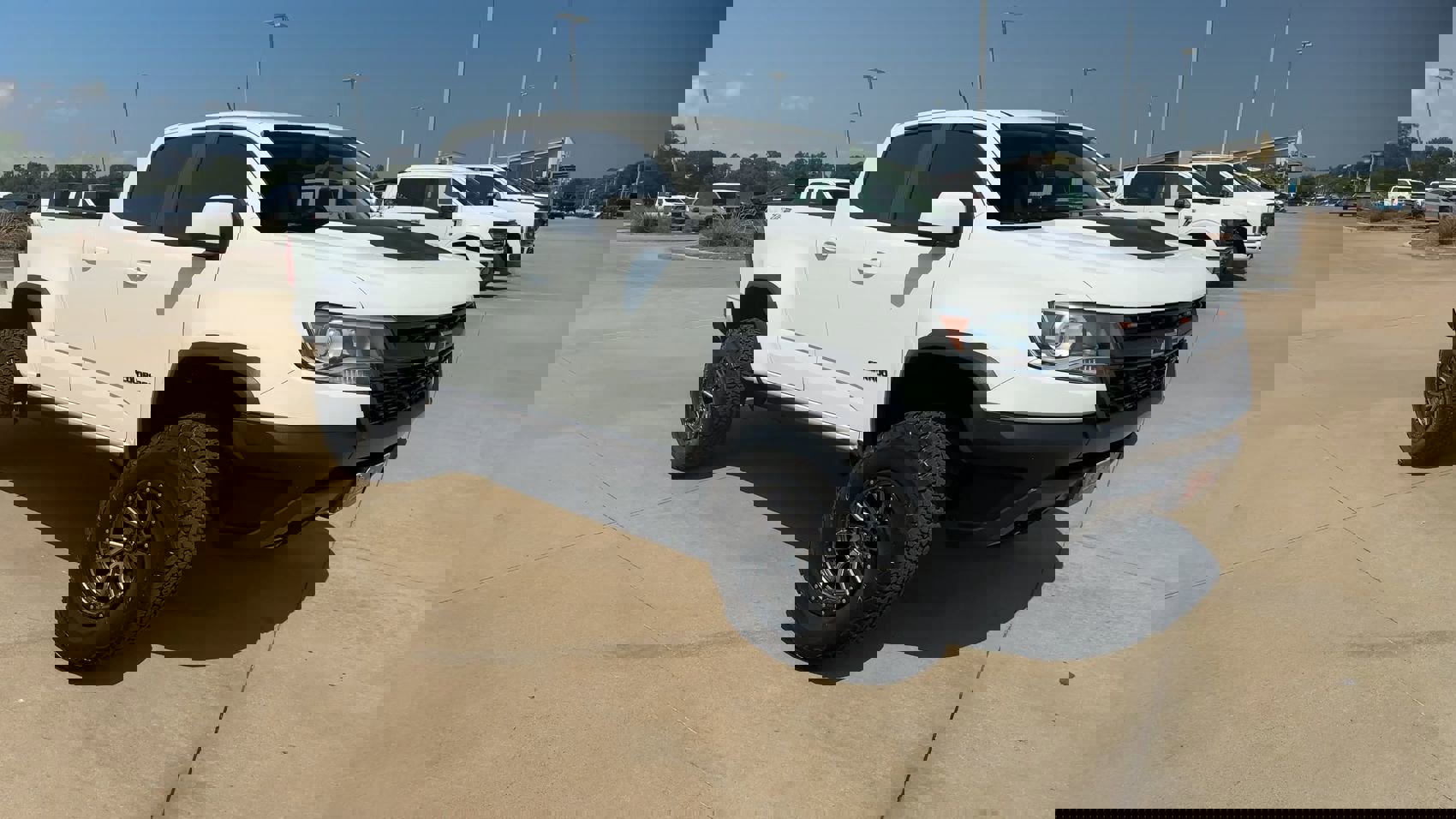 2019 Chevrolet Colorado ZR2 photo 3