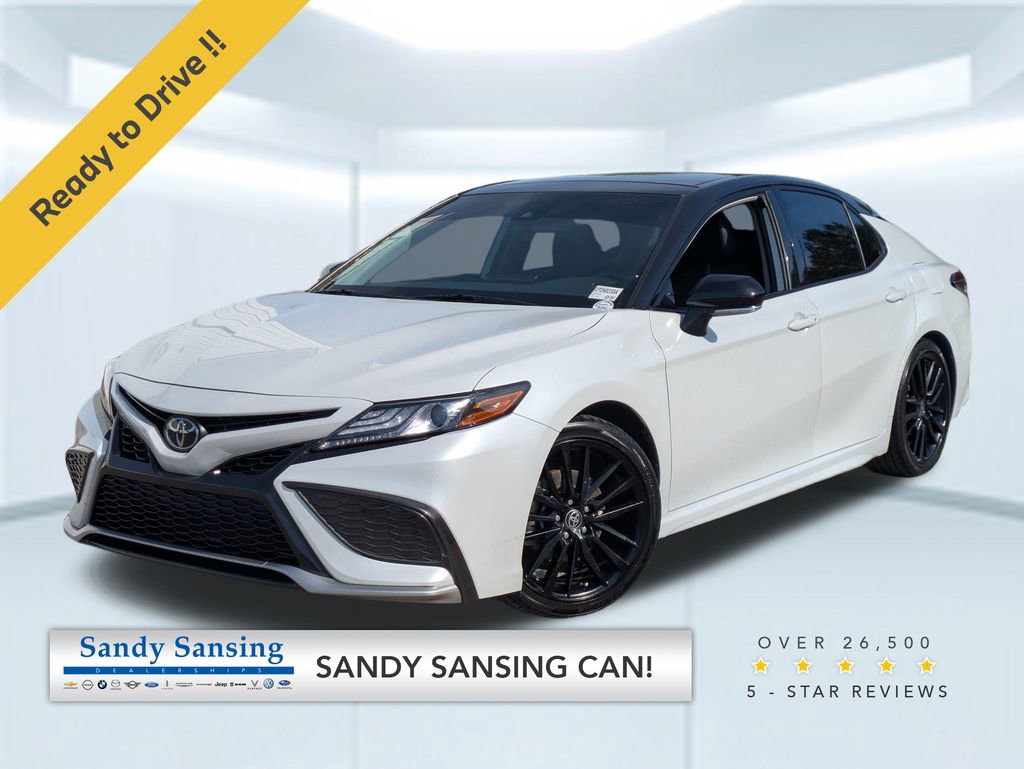 2022 Toyota Camry XSE's photo