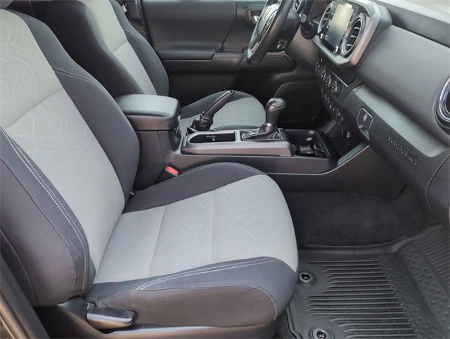 2020 Toyota Tacoma TRD Off-Road photo 16