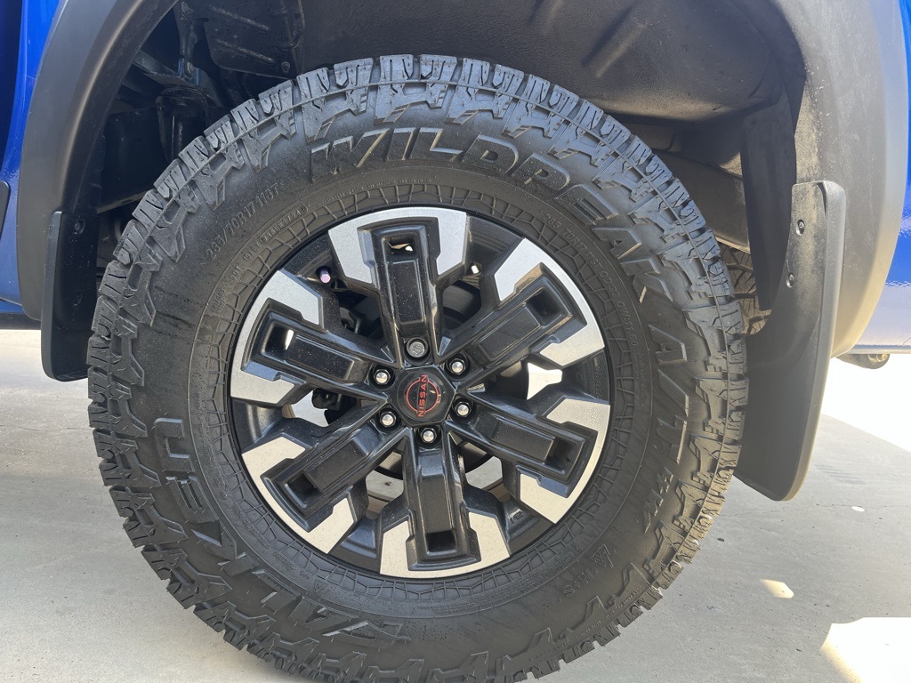 2024 Nissan Frontier PRO-X photo 18