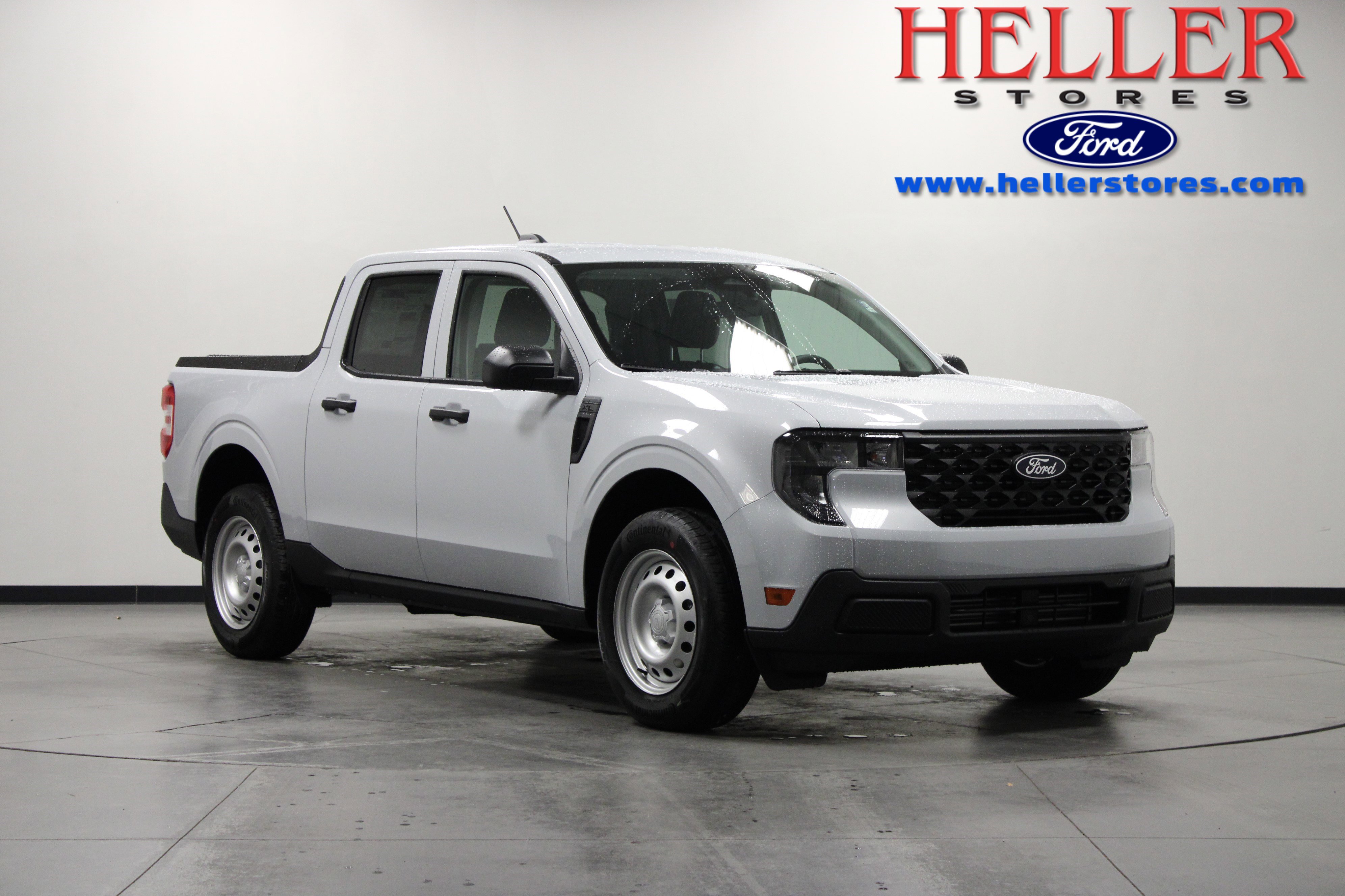 2025 Ford Maverick XL's photo