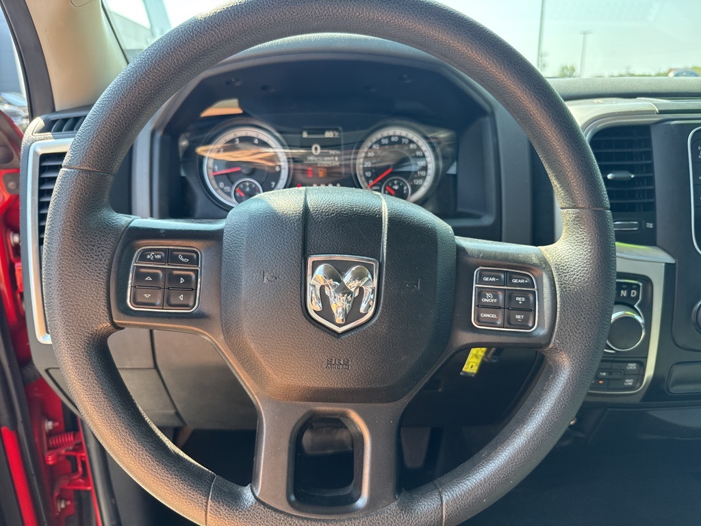 2019 Ram 1500 Classic SLT photo 15