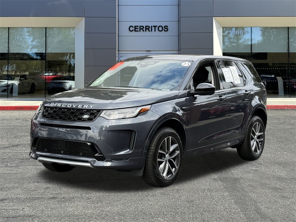 2025 Land Rover Discovery Sport S's photo
