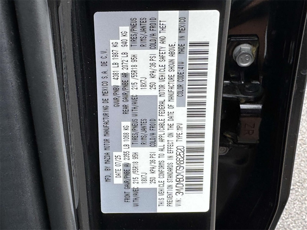 2025 Mazda CX-30 2.5 S Preferred photo 30