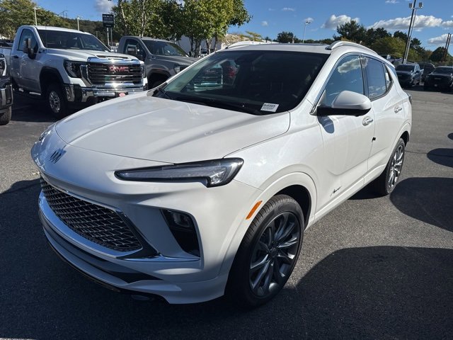 2026 Buick Encore GX Avenir photo 3