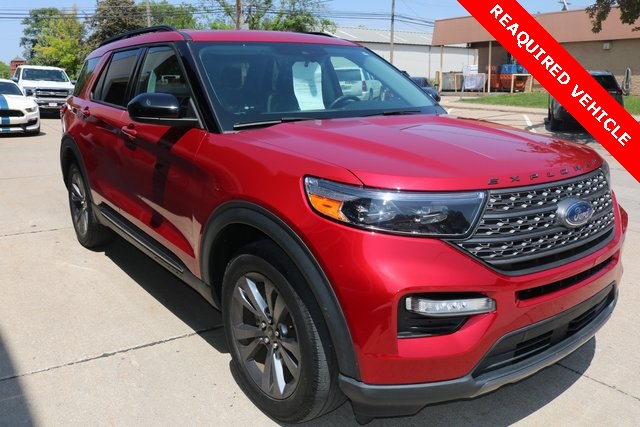 2022 Ford Explorer XLT photo 3
